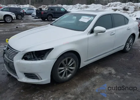 2015 Lexus Ls 460 z USA, uszkodzony, nr VIN JTHCL5EF1F5023554